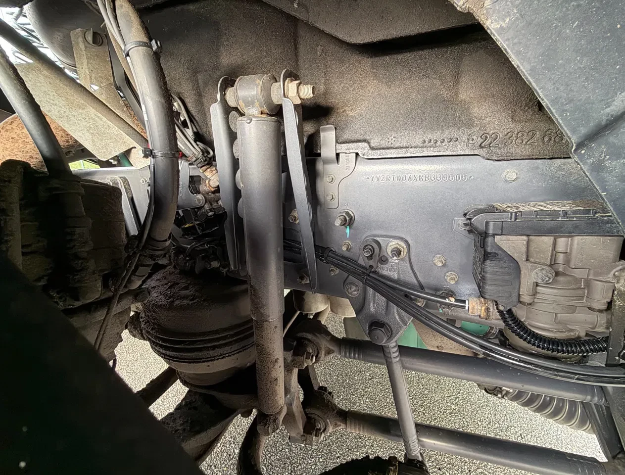 Volvo FH 2021 - 13.420 FULL AIR 2X TANKS PTO+HYDRAULICS ONLY 503.000 KM TOP CONDITION image 16
