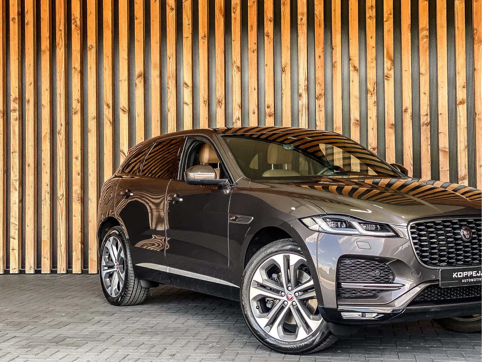 Jaguar F-PACE 2022 - 2.0 P400e S 400PK PHEV afbeelding 32