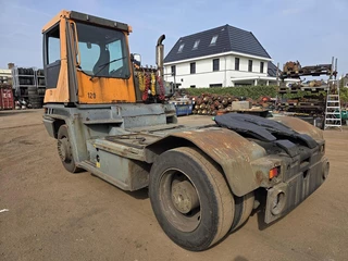 Terberg RT222 |4X4| TURNING CHAIR| AUTOMATIC GEAR| WORKING MACHINE. 2007 - N/A obrazek 3