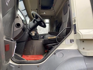 DAF CF410 2014 - / 8X4 / BIG AXLE / FULL-STEEL /2 SIDE TIPPER/ ONLY:363247 KM  / AUTOMATIC / EURO-6 / 2014 image 14