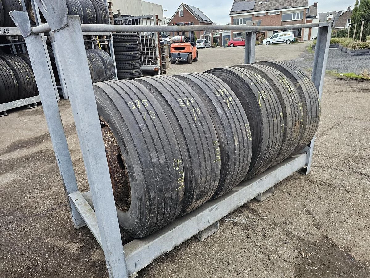 Several 275/70 R 22.5 2000 afbeelding 3