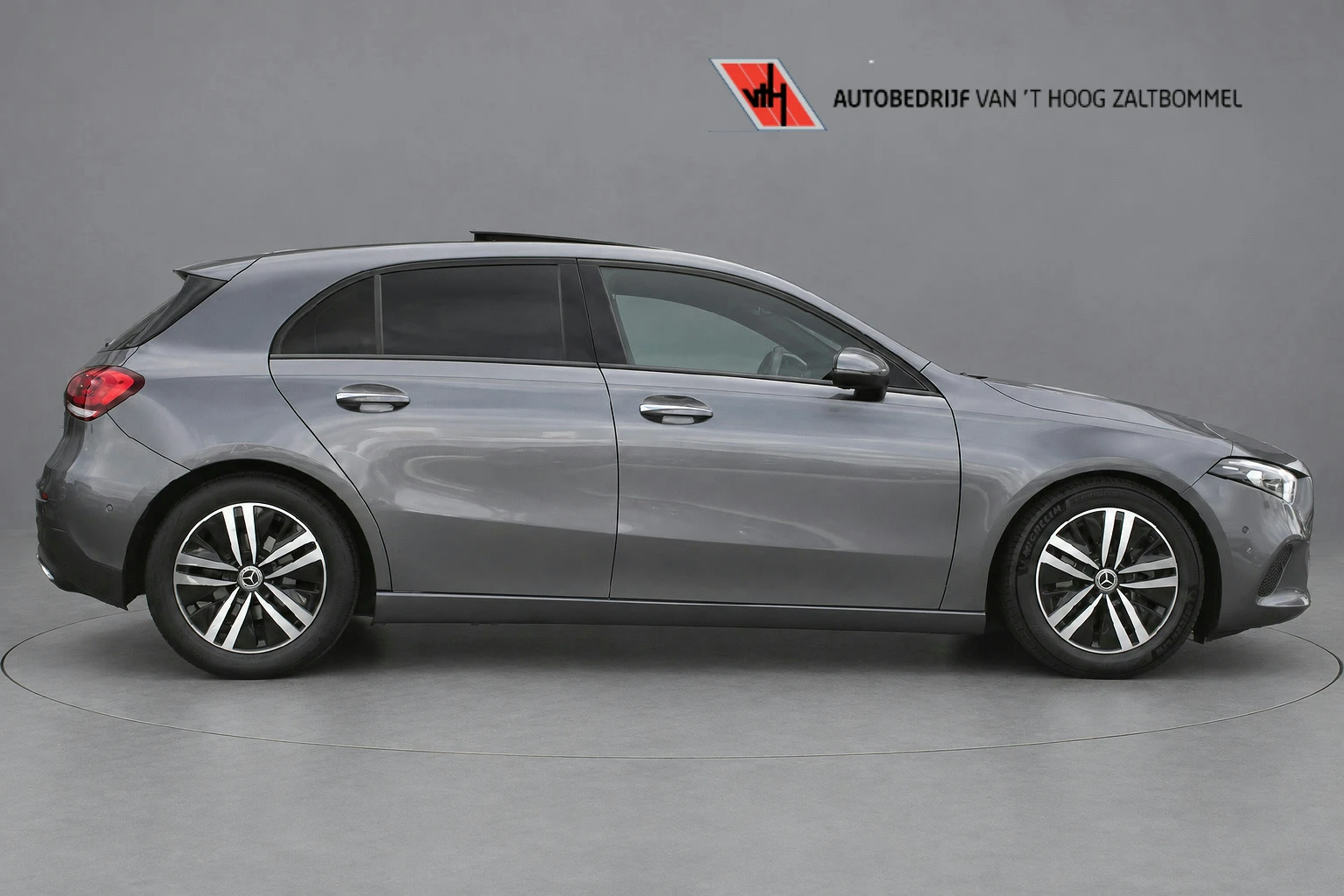 Mercedes-Benz A-Class 2022 - 200 AUT7 Luxury Line PANORAMADAK LEDER SFEER KEY-LESS GO Bild 1