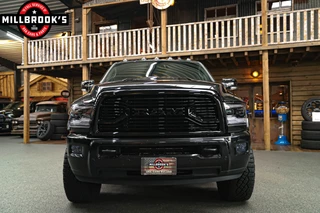 Dodge Ram 2016 - 2500 limited 6.7L Cummins Black Edition obrazek 4