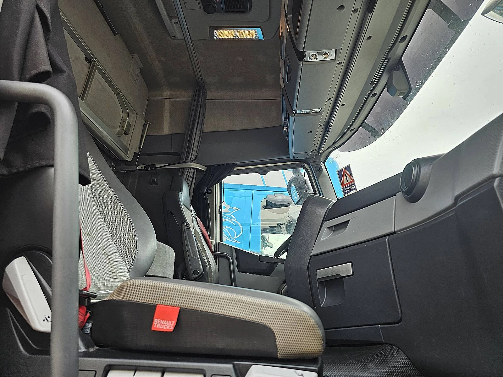 Renault 2016 - T 520 obrázek 7