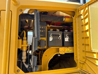 Cat N/A 2011 - 140M2 zdjecie 24