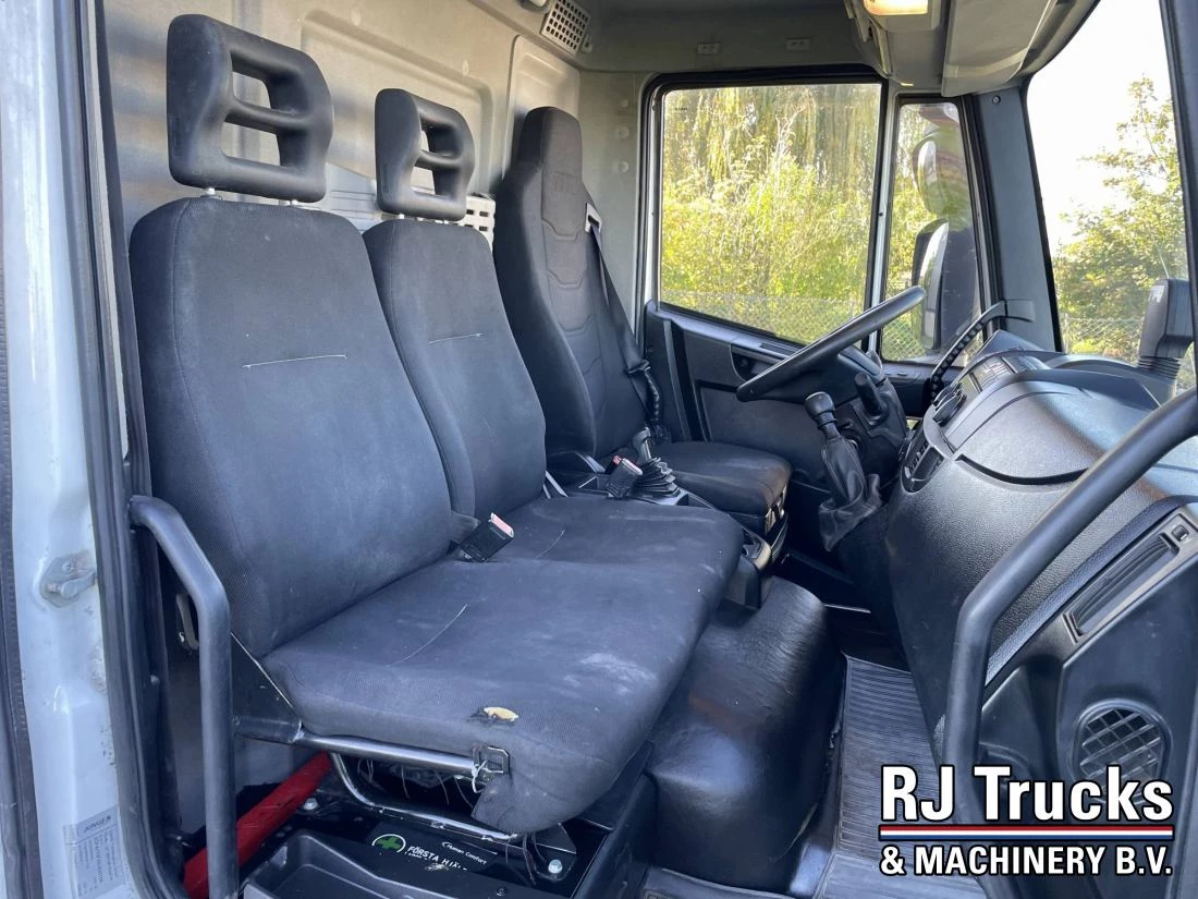 Iveco Eurocargo 2016 - 75E21 - 4x2 | Palfinger | PTO | Xenon | Airco | Manual image 37