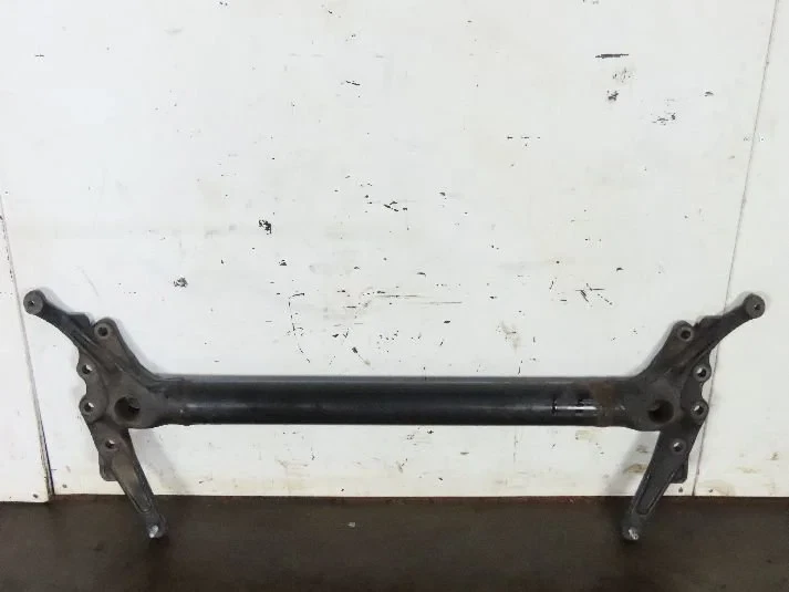 MAN - Body & Chassis Parts Voortraverse obrázek 1