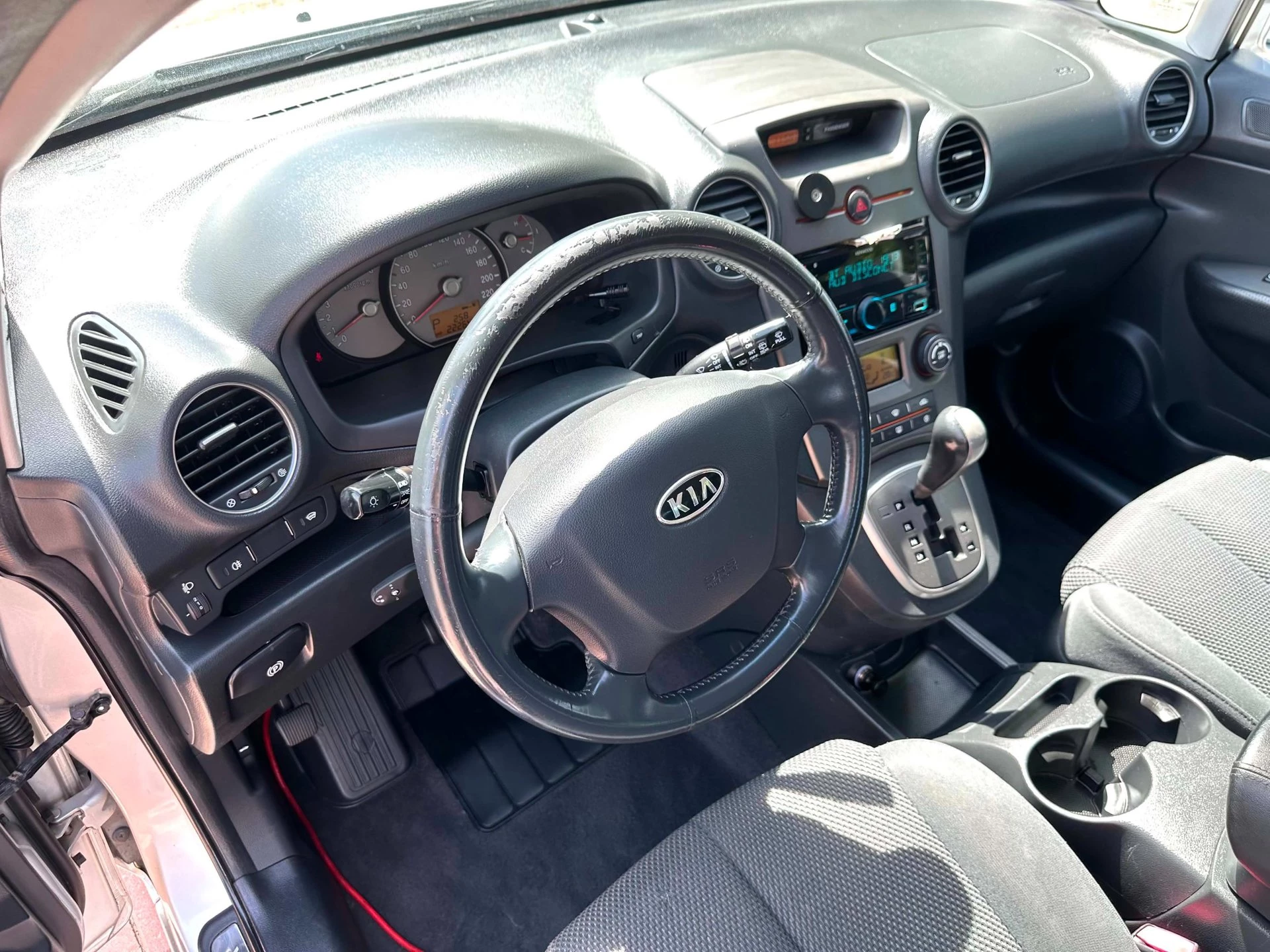 Kia Carens 2007 - 2.0 CVVT X-ecutive Automaat 144 PK Benzine afbeelding 14