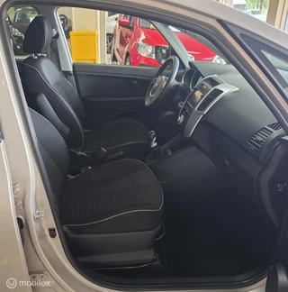 Kia Venga 2011 - 1.4 CVVT Seven immagine 14