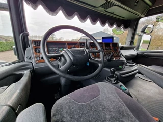Scania R 2001 - R164-580 V8 4x2 - PTO/Hydraulic - Original 447.506 KM - Night clima - Retarder - Low KM - PTO image 16