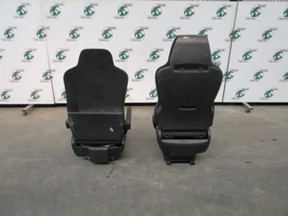 MAN - 81.62307-6681 // 81.62307-6628 STOELEN SET MAN 18.500 MODEL 2020 obrázek 3 náhled