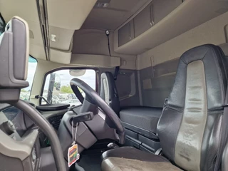 Volvo FH 2018 - 13.500 Globetrotter 6x2*4 - BDF - 4.90 WB - Full air - image 11
