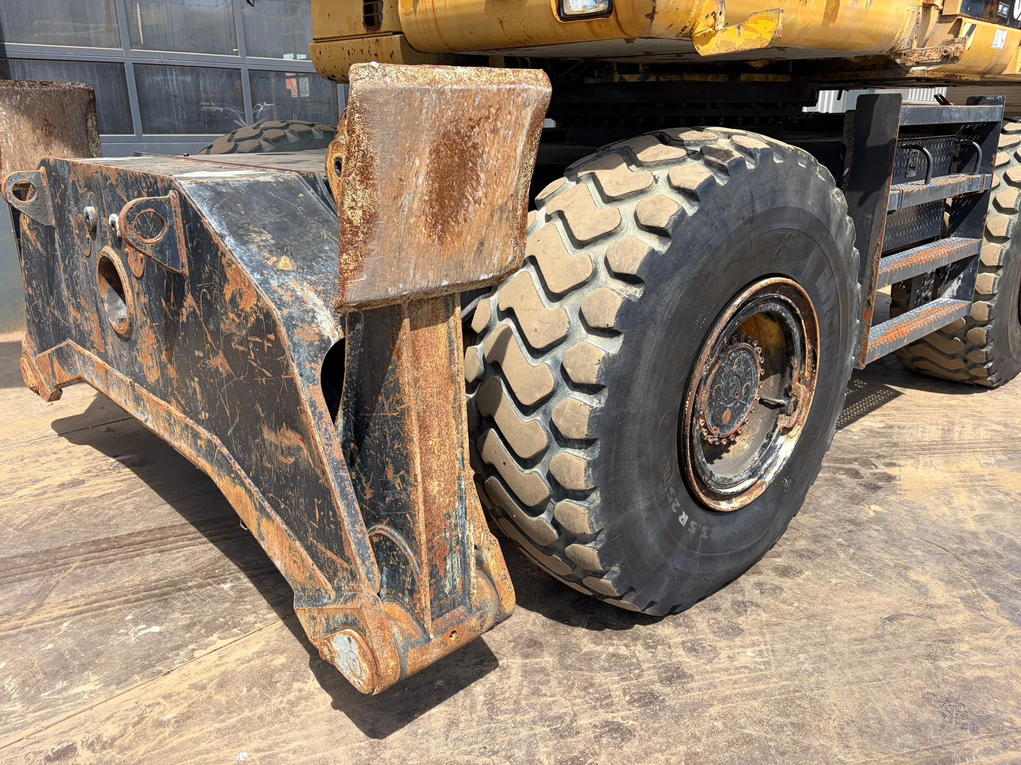 Caterpillar M325DMH 2009 afbeelding 16
