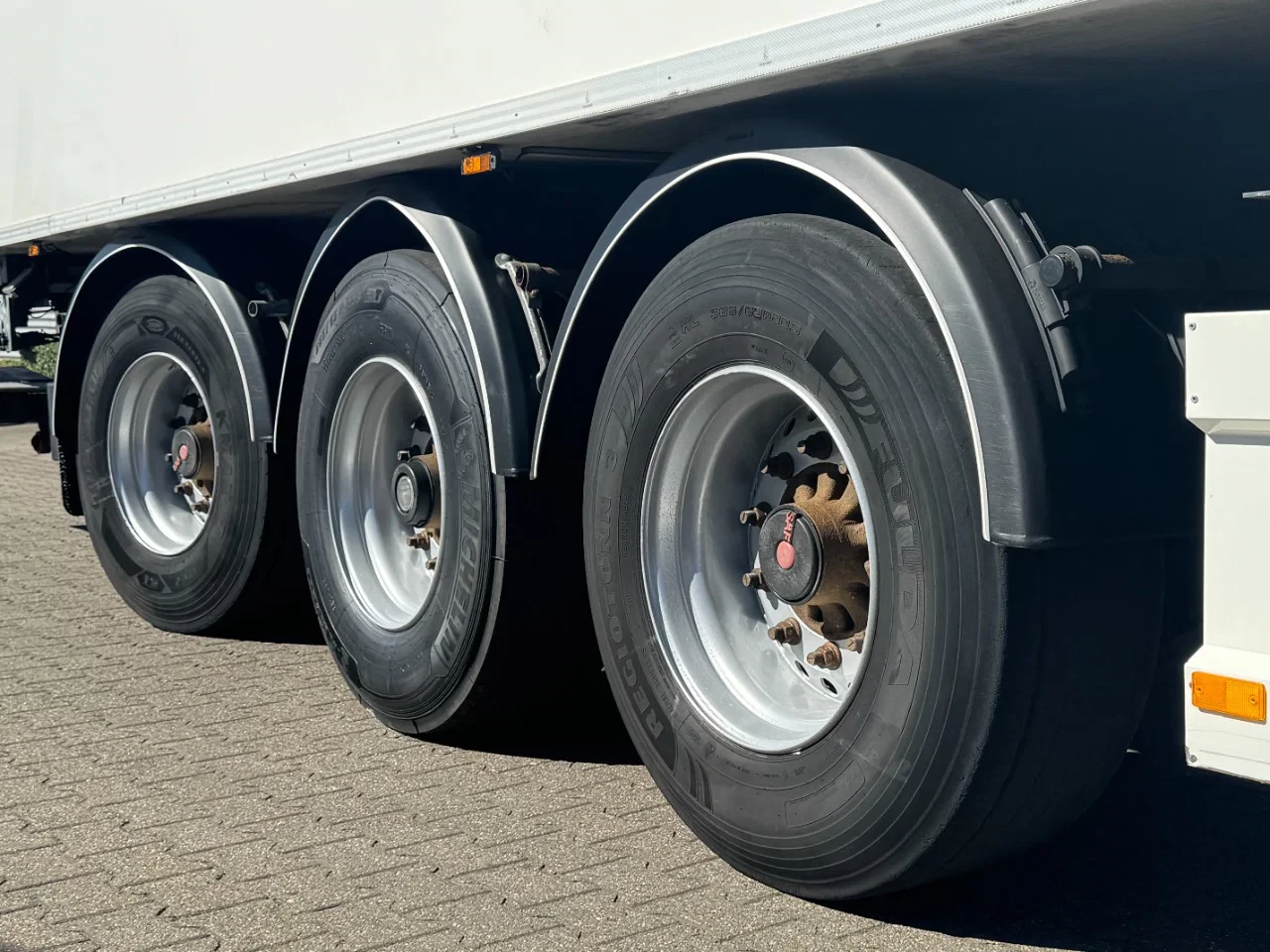 HEIWO HZO 42 2015 - Thermo King SLXe 300 / OV-Laadklep / Stuur-as / APK afbeelding 17