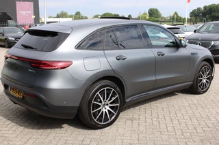 Mercedes-Benz EQC 2022 - 400 4MATIC 80kWh AMG LINE <<MAGNO GREY>> SCHUIFDAK MEMORY HEAD-UP 360-CAMERA TREKHAAK 20'' bild 6