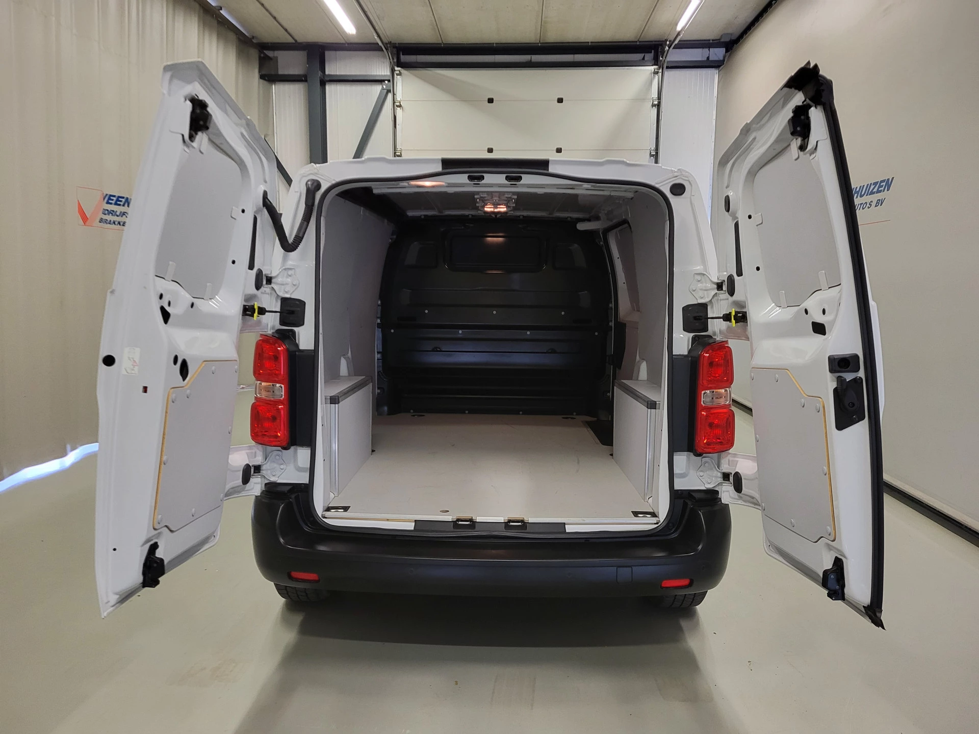 Opel Vivaro 2023 - 1.5BlueHDi 120pk L2/H1 Euro 6! image 6