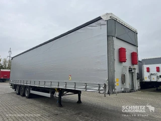 Schmitz Cargobull Semitrailer Curtainsider Mega 2023 à venda
