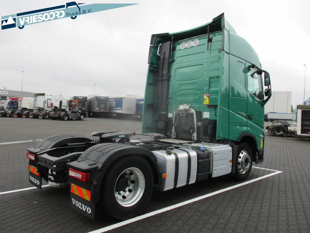 Volvo FH 2022 - 500 PK imagem 4