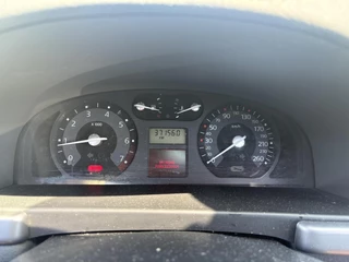 Renault Laguna Grand Tour 2007 - AIRCO 2.0-16V Tech Line AIRCO APK tot 07-2027 obrazek 10