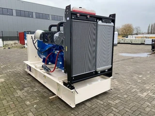 FG Wilson 2026 - P715-3 - 715 kVA Open Genset - DPX-16023-O image 3 miniature