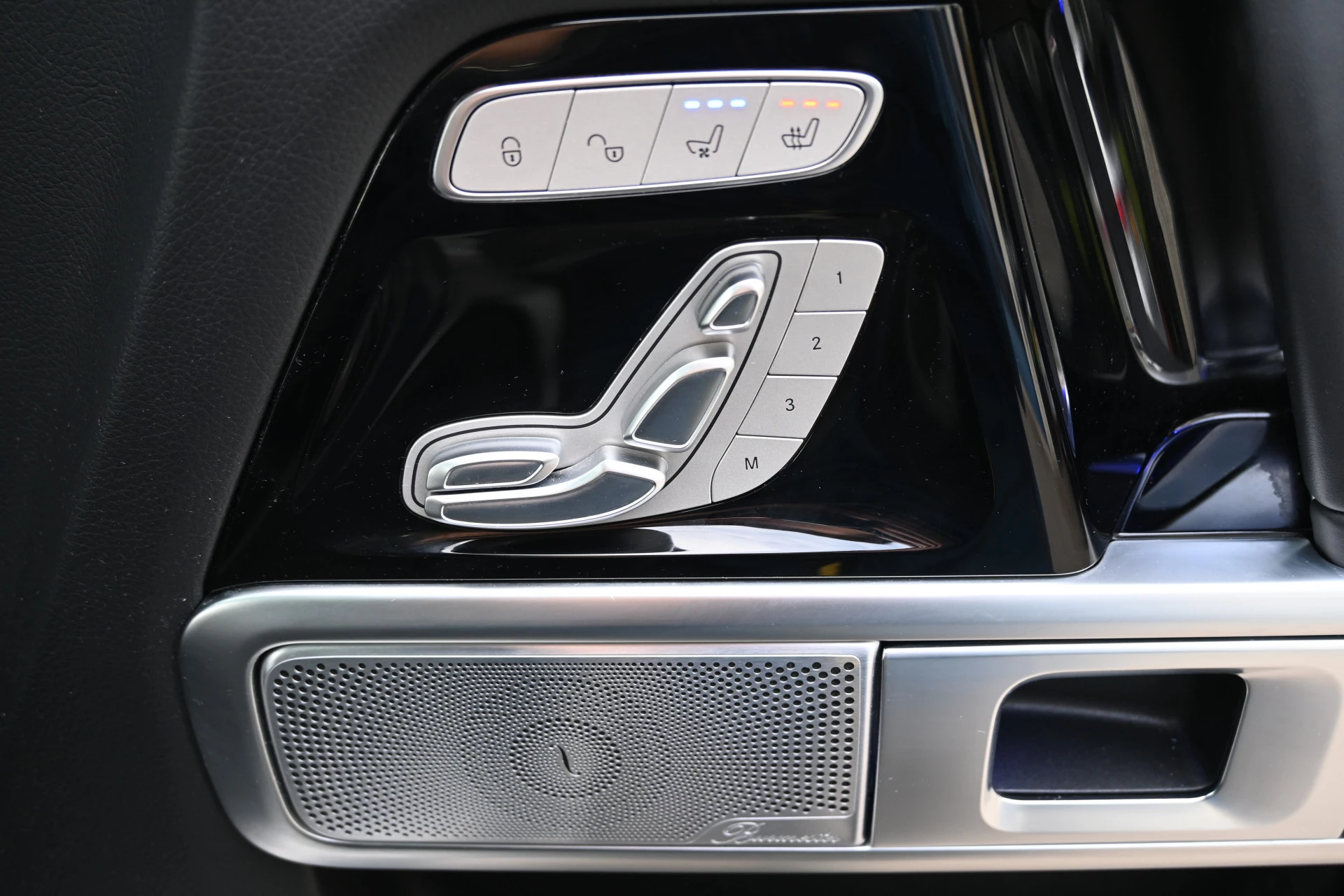 Mercedes-Benz G-Class 2024 - G 63 AMG V8 Biturbo obrázek 11