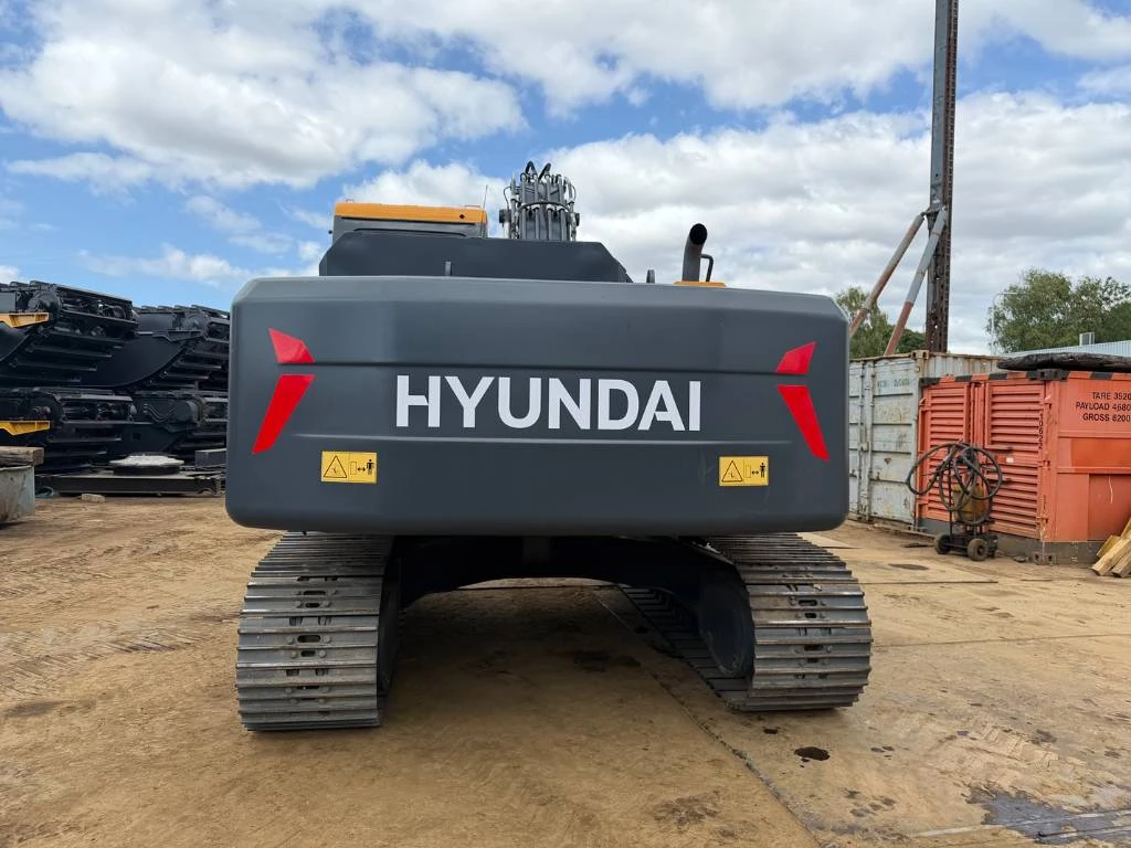 Hyundai 2026 - R215L NEW UNUSED afbeelding 4