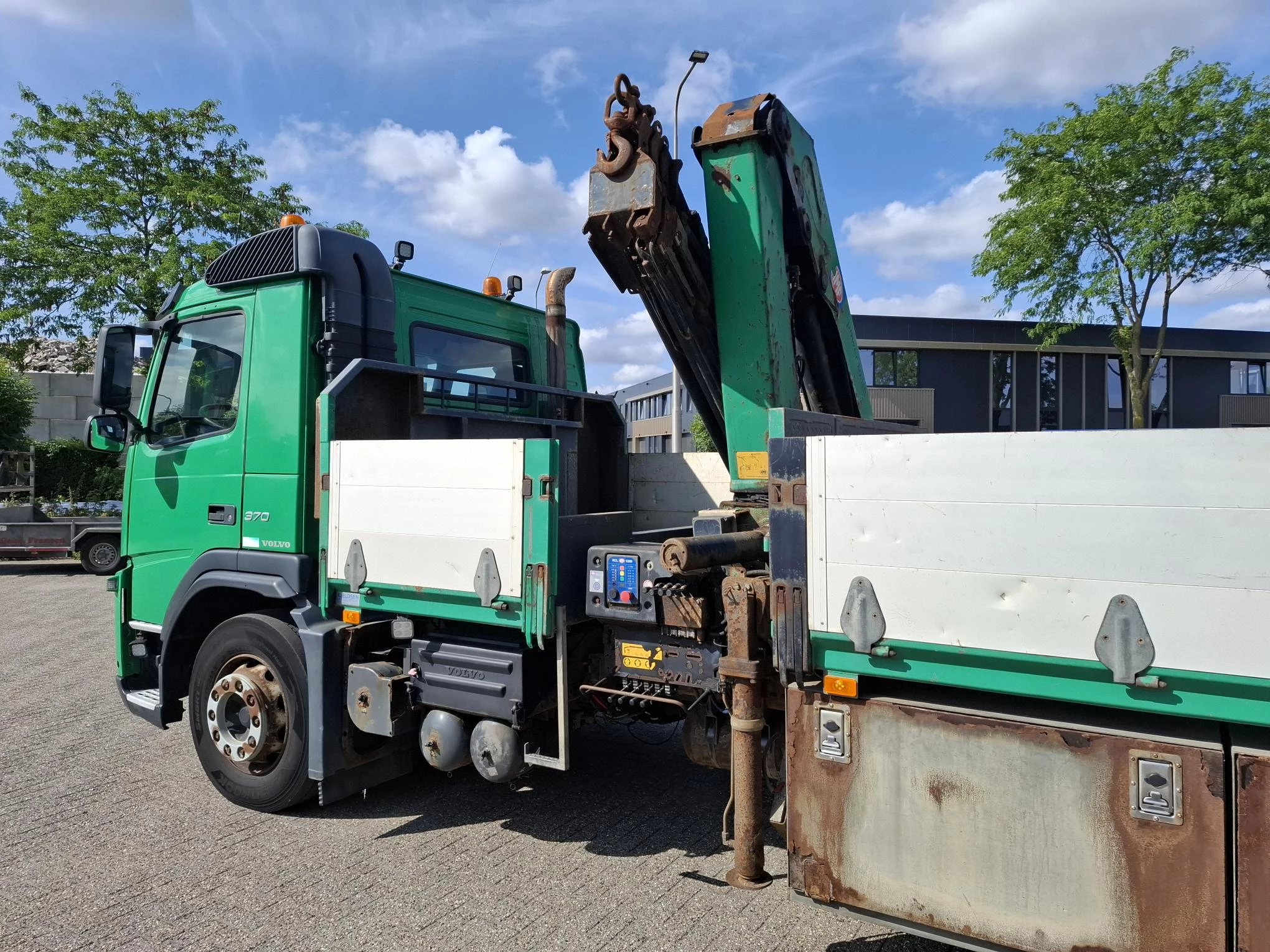 Volvo FM 11.370 2012 - / HMF 1420 REMOTED CRANE / LIFT+LENKACHSE / AIRCO / FRIDGE / AUTOMATIC / EURO-5 / 2012 изображение 17