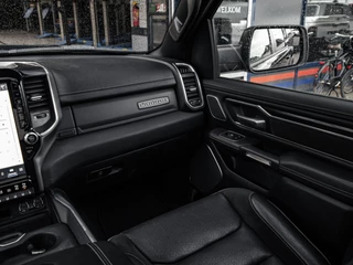 Dodge Ram 1500 2022 - Laramie Night 5.7L Hemi V8 Automaat immagine 15