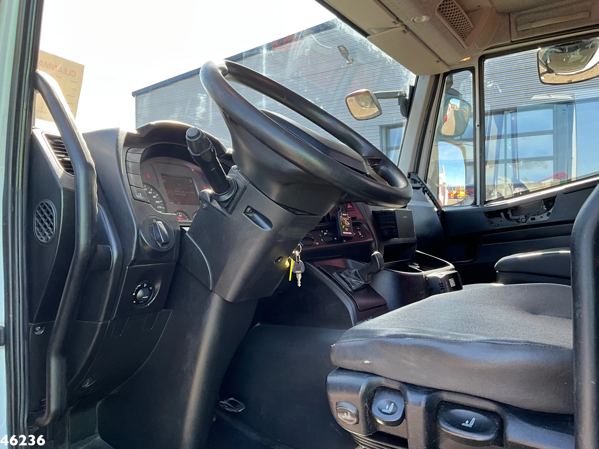 Iveco Stralis 2017 - AD190S31 Euro 6 Fassi 15 Tonmeter laadkraan Just 128.214 km! zdjęcie 14