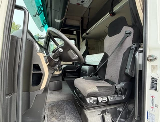 MAN TGX 2018 - 26.500 FULL AIR ONLY 698.000 KM SMART TACHO 2 ISOLATED BOXES DOUBLE DOORS COOLING HOLLAND-COMBI obrazek 27