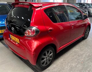 Toyota Aygo 2012 - 1.0-12V Dynamic Navigator - 1e Eigenaar - NAP - NAV - Airco. bild 9