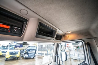 Renault N/A 2012 - MIDLUM 220 (16T)+ DHOLLANDIA 2T. immagine 14