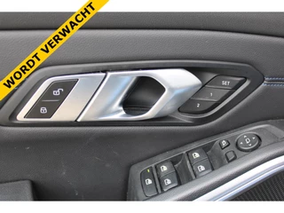 BMW 3 Series 2022 - Touring 330e High Executive M-SPORT PANORAMADAK MEMORY KEY-LESS CAMERA CARPLAY bild 6