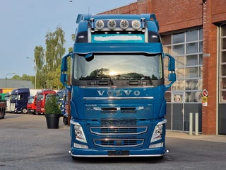 Volvo FH 2019 - 13.540 Globetrotter XL 6x2 - Retarder - Full air - Leather afbeelding 2 miniatuur