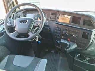 MAN TGX 2026 - 18.520 GX - D30 - Retarder - Full air - Night clima - Navi - 2x tank bild 13