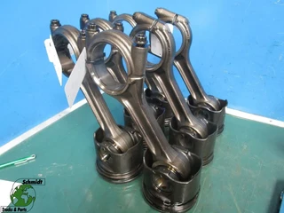 Mercedes-Benz - Mercedes Benz A 471 030 02 20 / A 471 030 28 17 Drijfstangen / Zuigers en venta