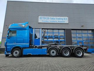 DAF XF 530 2018 - 8X2 Haakarm VDL 25 ton image 3