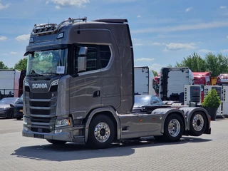 Scania S 2023 - 660S V8 NGS Highline 6x2 - Retarder - Full air - Leather - Led - Alloy wheels obrazek 3