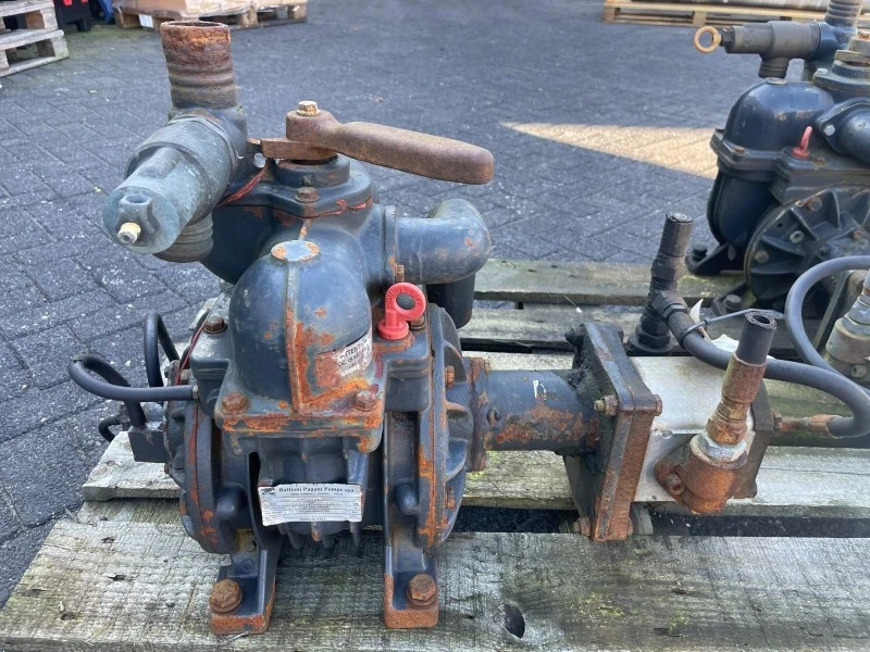 Diverse - BATTIONI PAGANI VACUUM PUMP MODEL MEC/2000 immagine 1