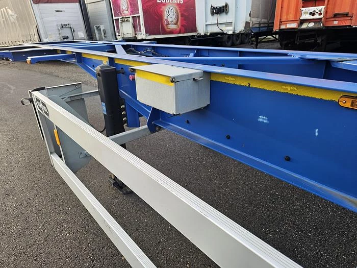 Van Hool A2C001 container CHASSIS -55 foot - 2 X 20 FOOT 45 ft 40 ft. -BPW DISC.-steering axle- 2 pieces -financiering mogelijk 2020 image 39