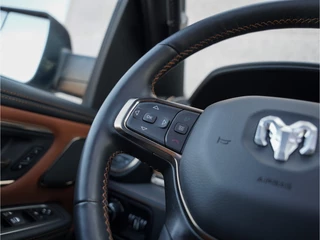 Dodge Ram 1500 2024 - Limited Longhorn 5.7L V8 4x4 Crew Cab image 29