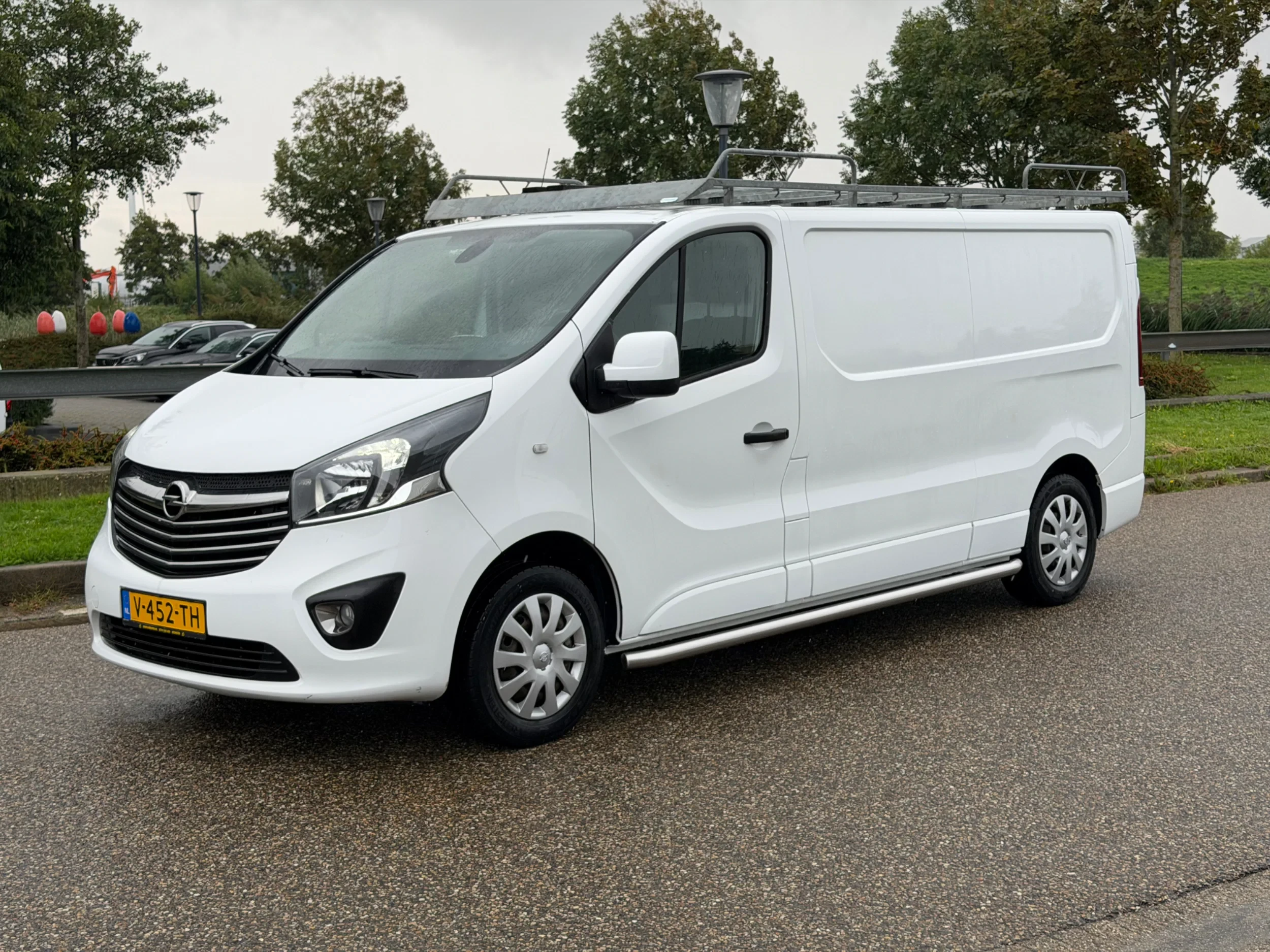 Opel Vivaro 2018 - 1.6CDTI L2H1 Airco Cruisecontrol Trekhaak 151000KM EURO 6 obrázek 1