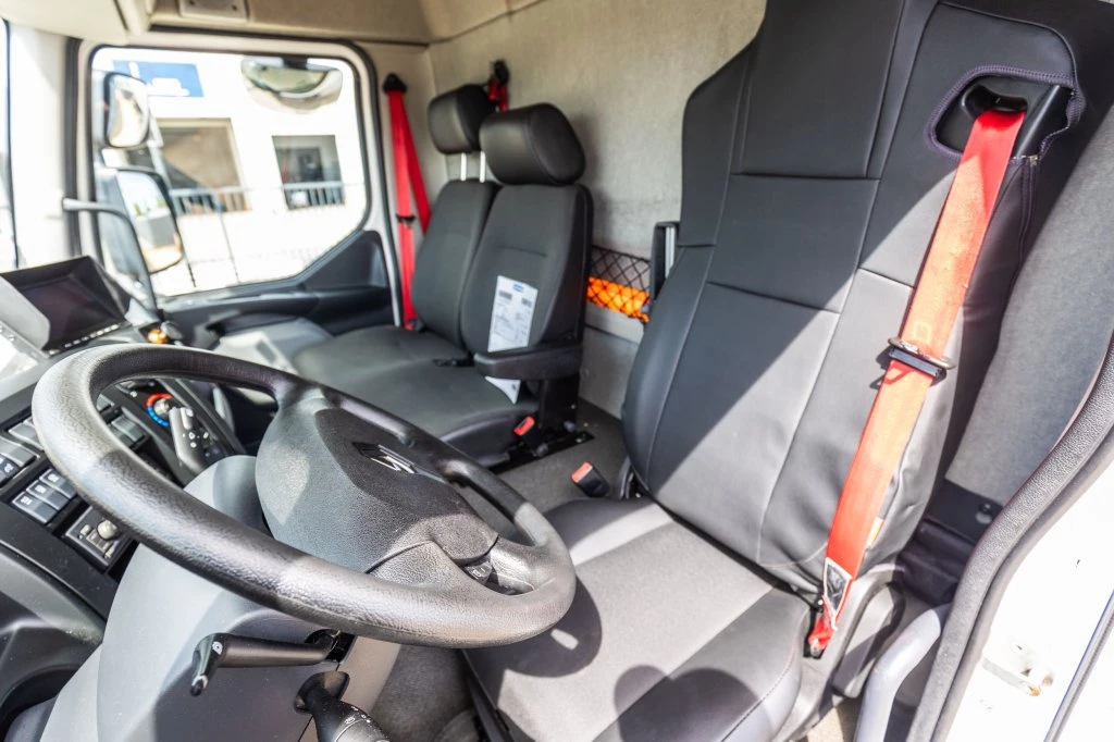 Renault 2020 - D12.240+HAYON ANTEO 1.7T. zdjęcie 16