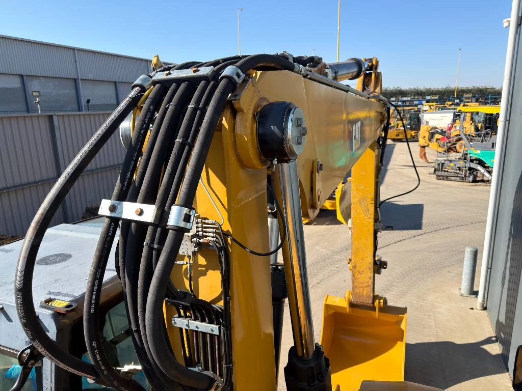 Cat 2014 - M320F afbeelding 38