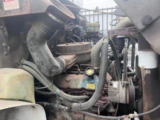 International 4600 1989 - 4x2 210HP + TEUPEN hyLIFT obrazek 26