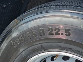 Volvo FH 2023 - 13.500 Globetrotter XL 6x2 - Retarder - Full air - Leather - Camera imagen 31
