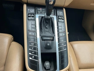 Porsche Macan 2016 - 3.6 Turbo aut ,sport chrono,panod,21inch bild 13