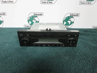 Mercedes-Benz - A 000 446 74 62 RADIO MERCEDES 1851 EURO 6 изображение 2 миниатюра