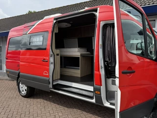Volkswagen Crafter 2013 - 35 2.0 TDI L3H2 LET OP!! SPECIAL 4X4 100% ALL TERRAIN image 5