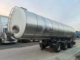 Burg N/A 2008 - + RMO MILK 35.300 LITER / RVS TANK (STAINLESS STEEL) image 1